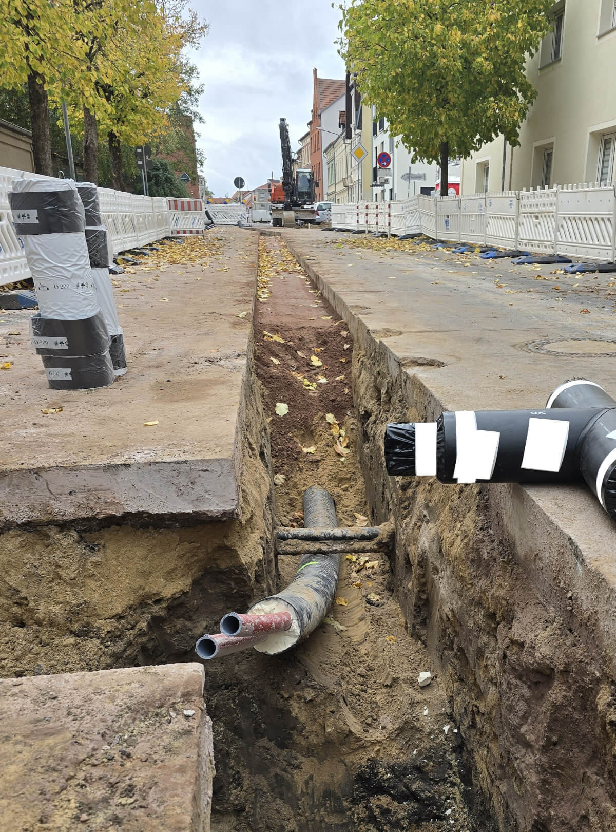 Trassenausbau Nahwämre Doppelrohr T-Stück Hausabgang